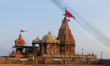 PILGRIMS DWARKA SOMNATH